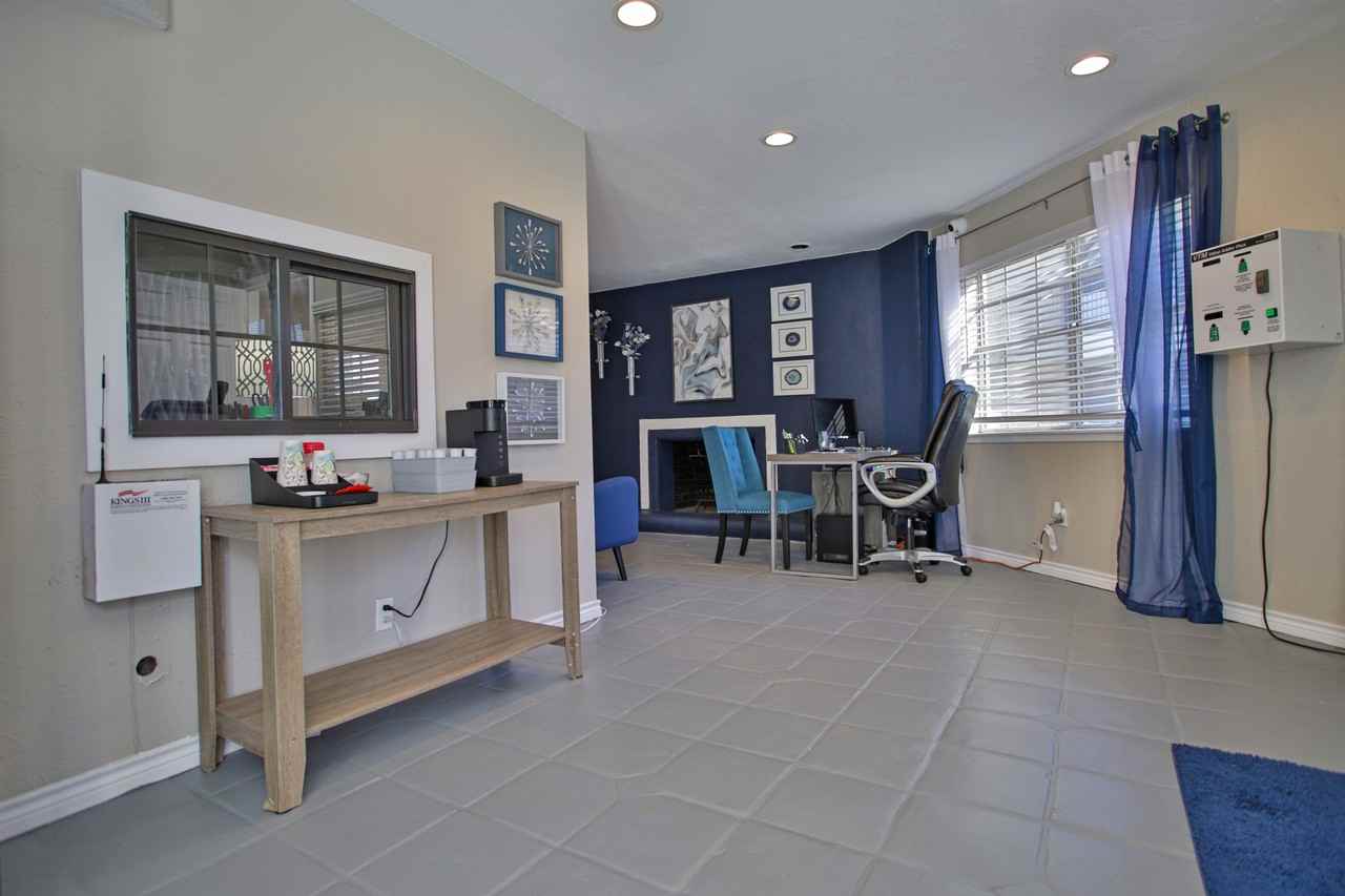 Metro at 1515 - Photo 6 of 36