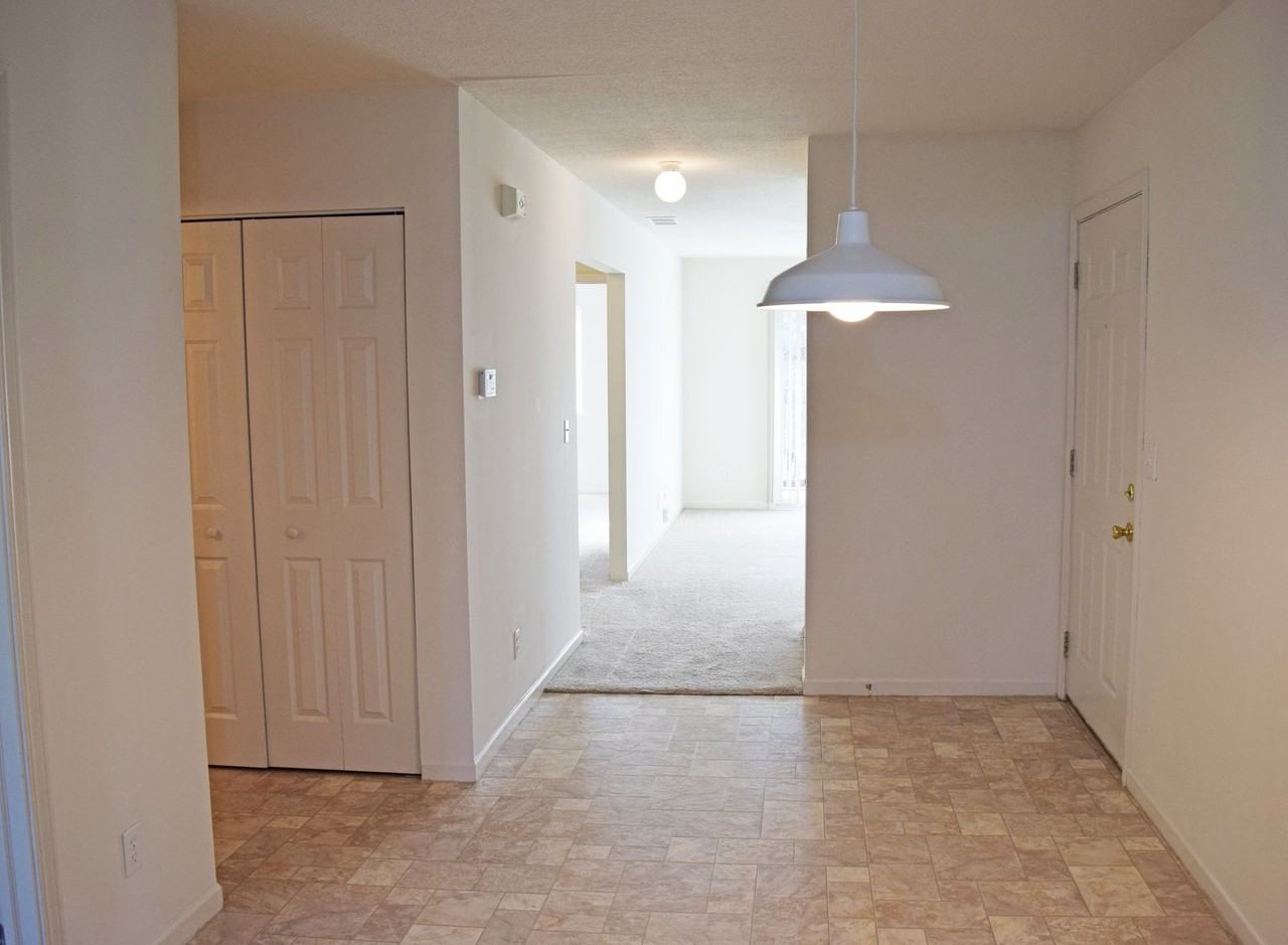 903 + 905 Hartwell Drive - Photo 4 of 5