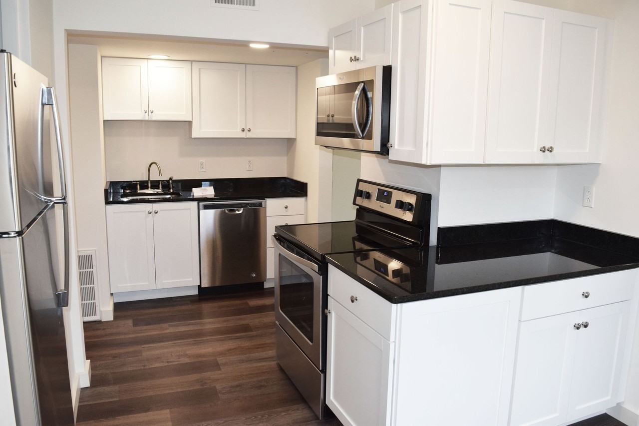 211 Springfield by Royse + Brinkmeyer - Photo 3 of 5