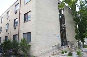 featured image of 121 S Hancock St