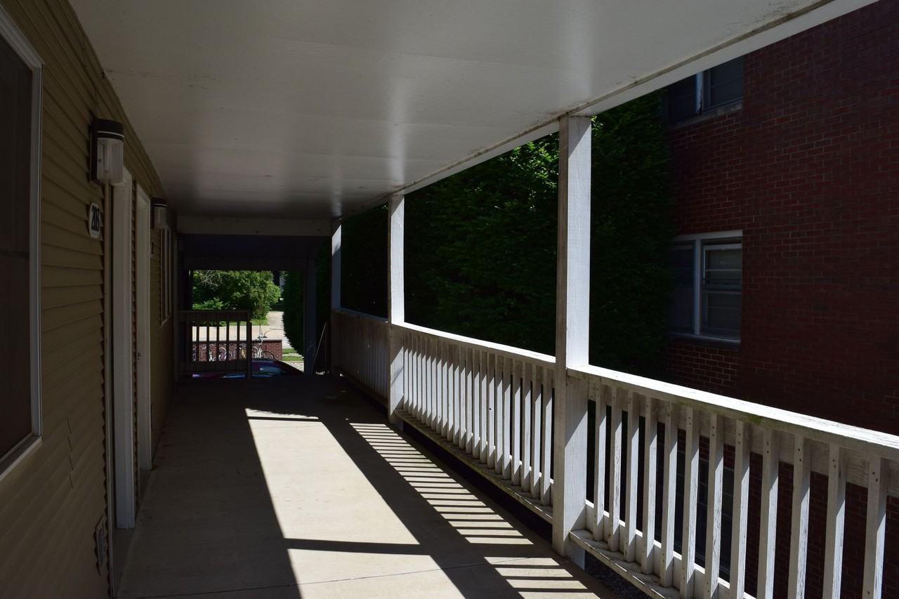 Green Street Aparments by Royse + Brinkmeyer - Photo 5 of 11