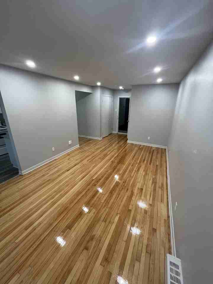 9379 Boulevard LaSalle