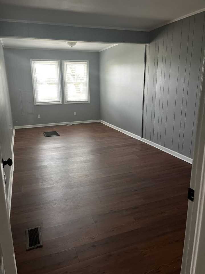 2928 English Ave #NA - Photo 4 of 7