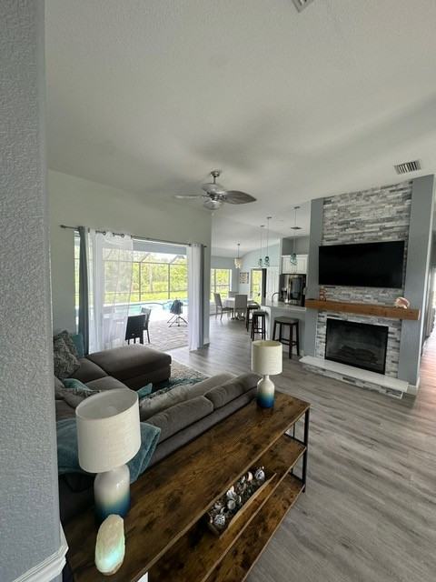 1574 W Hillsborough Blvd #NA - Photo 3 of 26