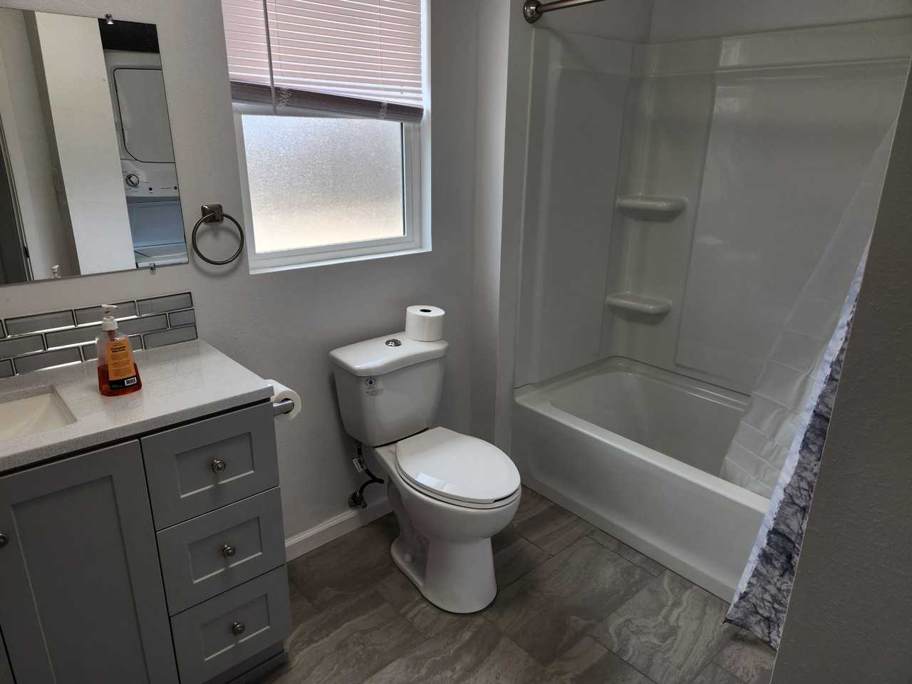 313 Senator Ave #NA - Photo 2 of 8