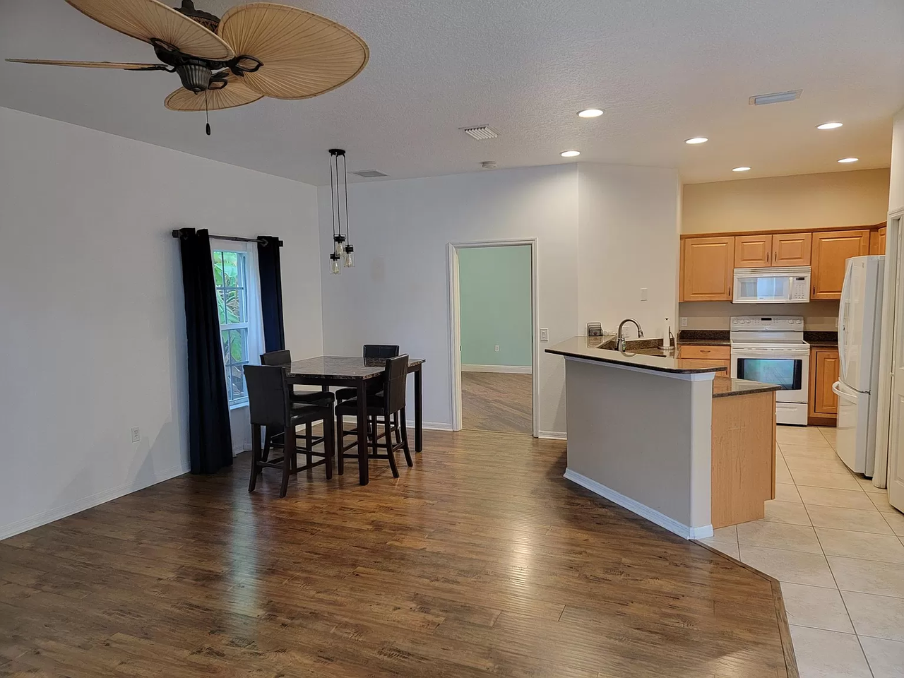 115 Majestic Bay Ave #115 - Photo 2 of 33