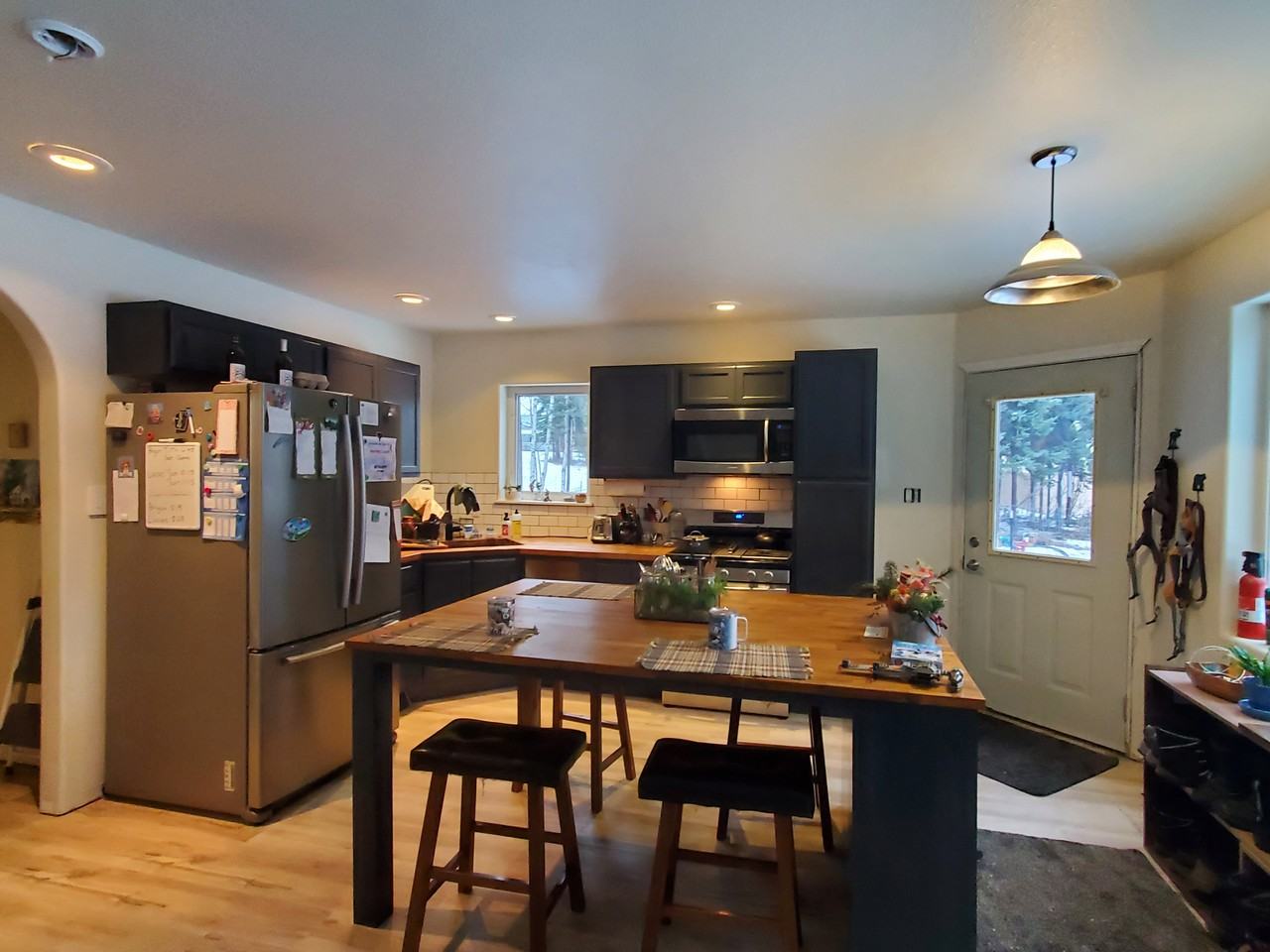 1050 Pickering Dr #NA - Photo 3 of 17