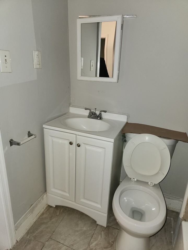 1238 N 55th St #3 - Photo 6 of 9