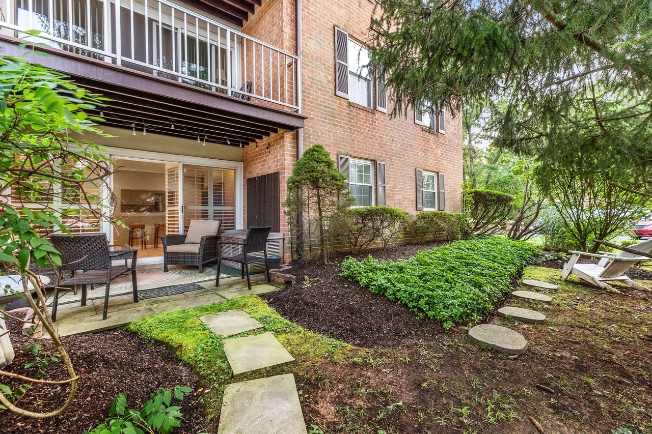 51 Drummers Ln #51HENRY - Photo 3 of 21