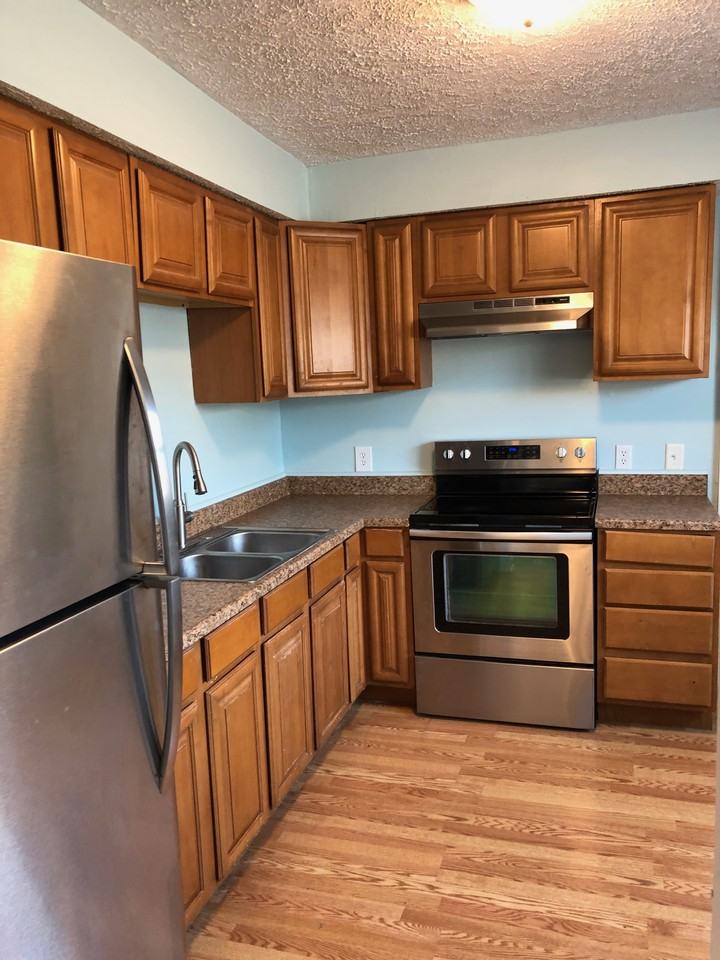 337 Village St #1 - Photo 4 of 20