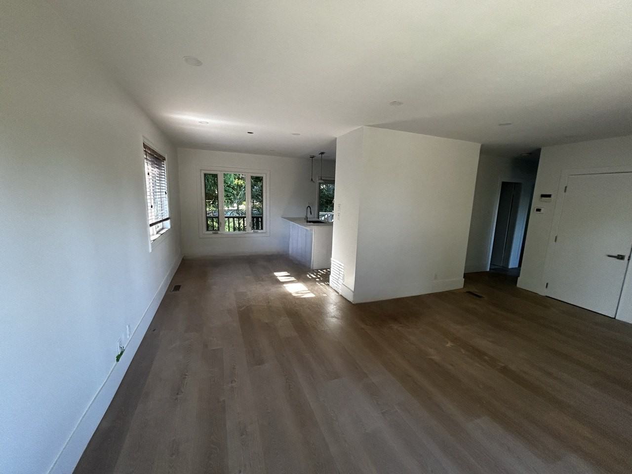 1226 Wellington Drive - Photo 3 of 17