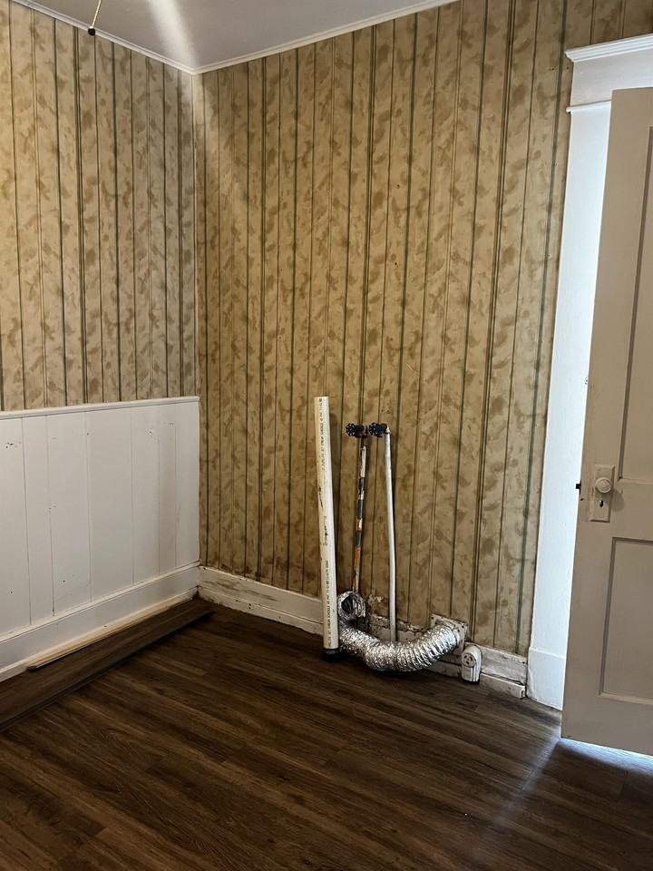 813 N 48th St #1 - Photo 7 of 22