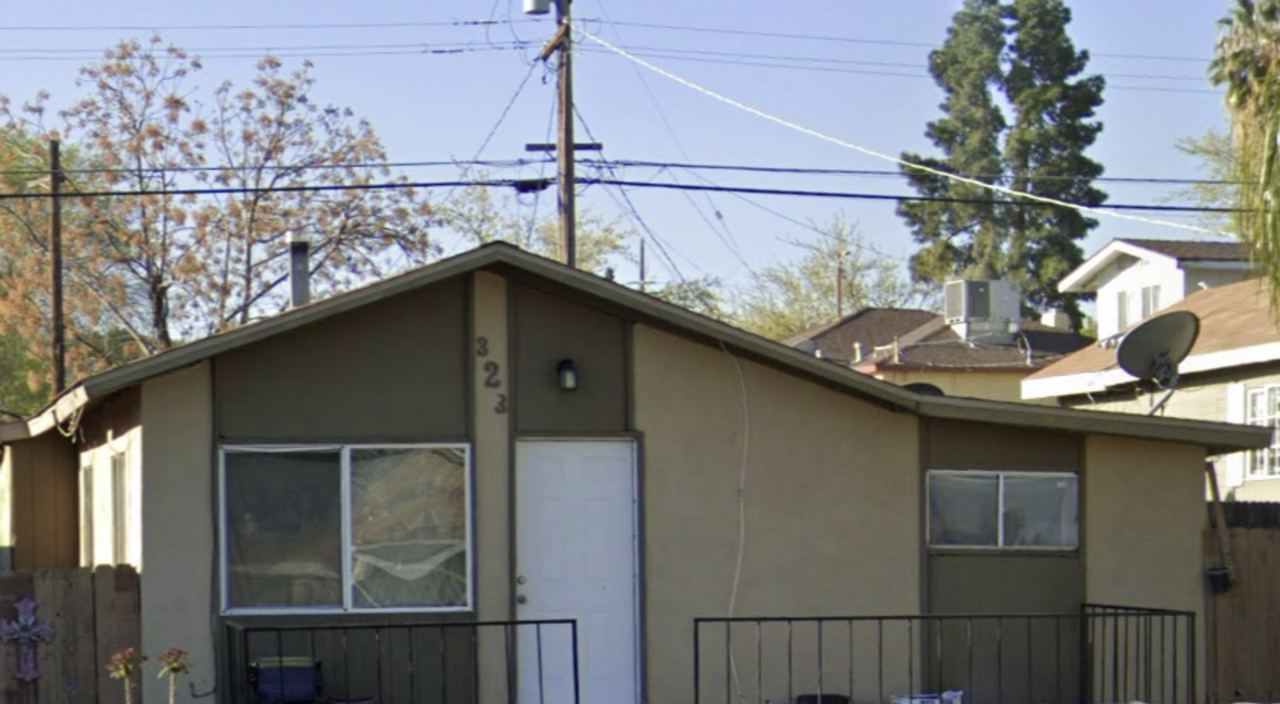 323 A St - Photo 2 of 12