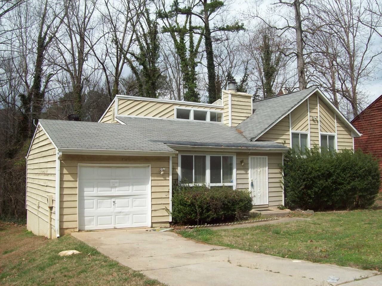 5182 Martins Crossing Rd #1