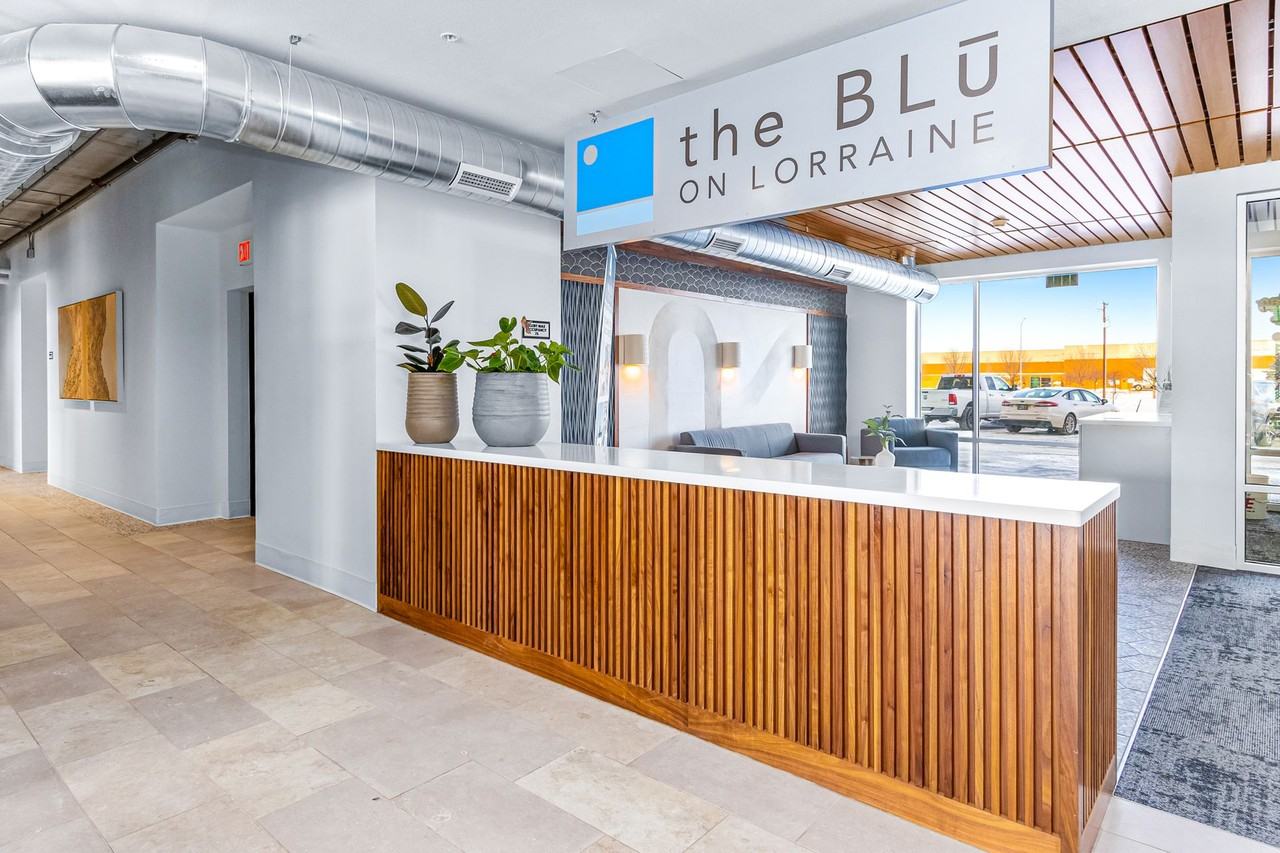 The BLU on Lorraine - Photo 6 of 50