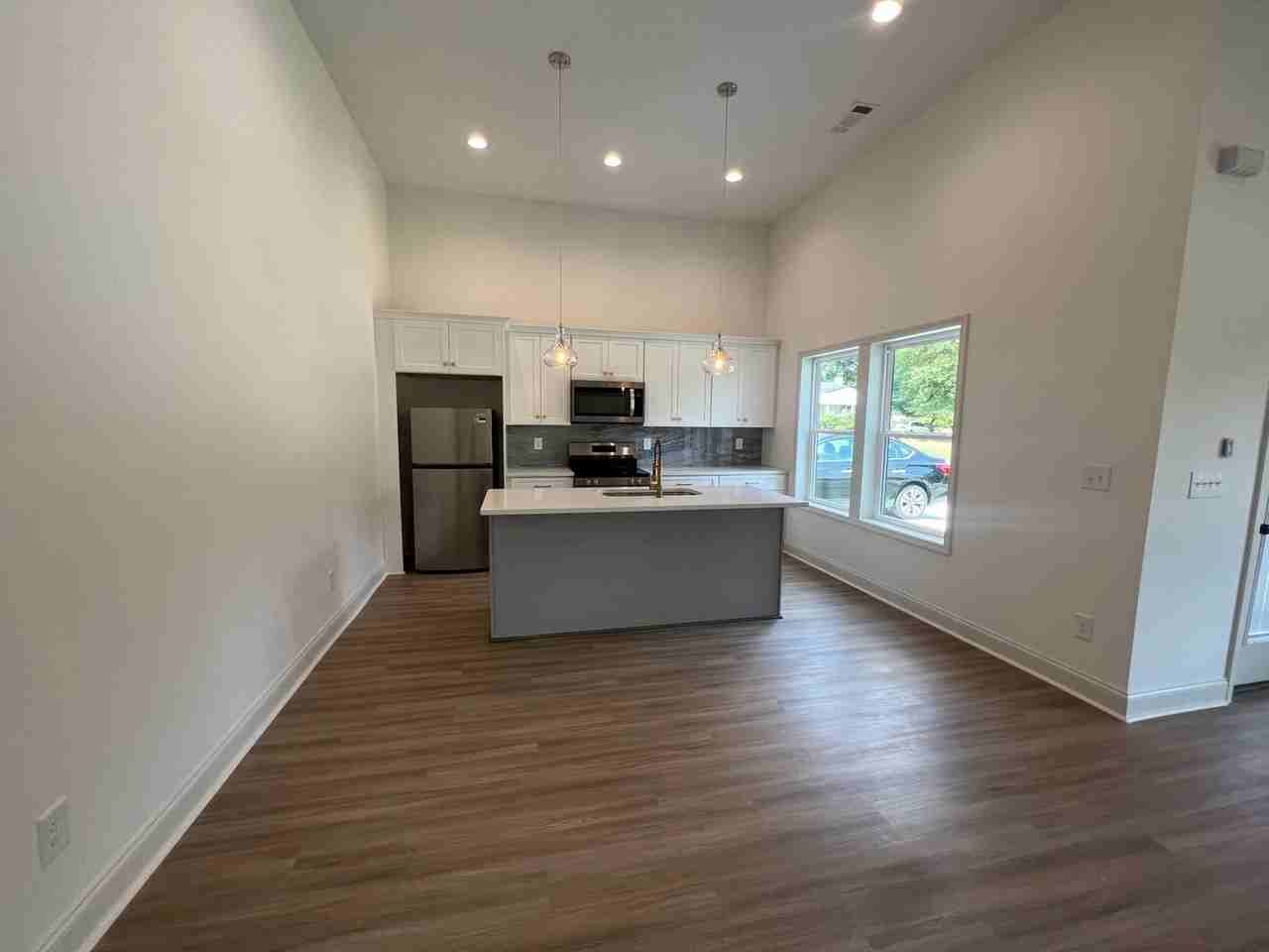 280 S Dublin St - Photo 3 of 15