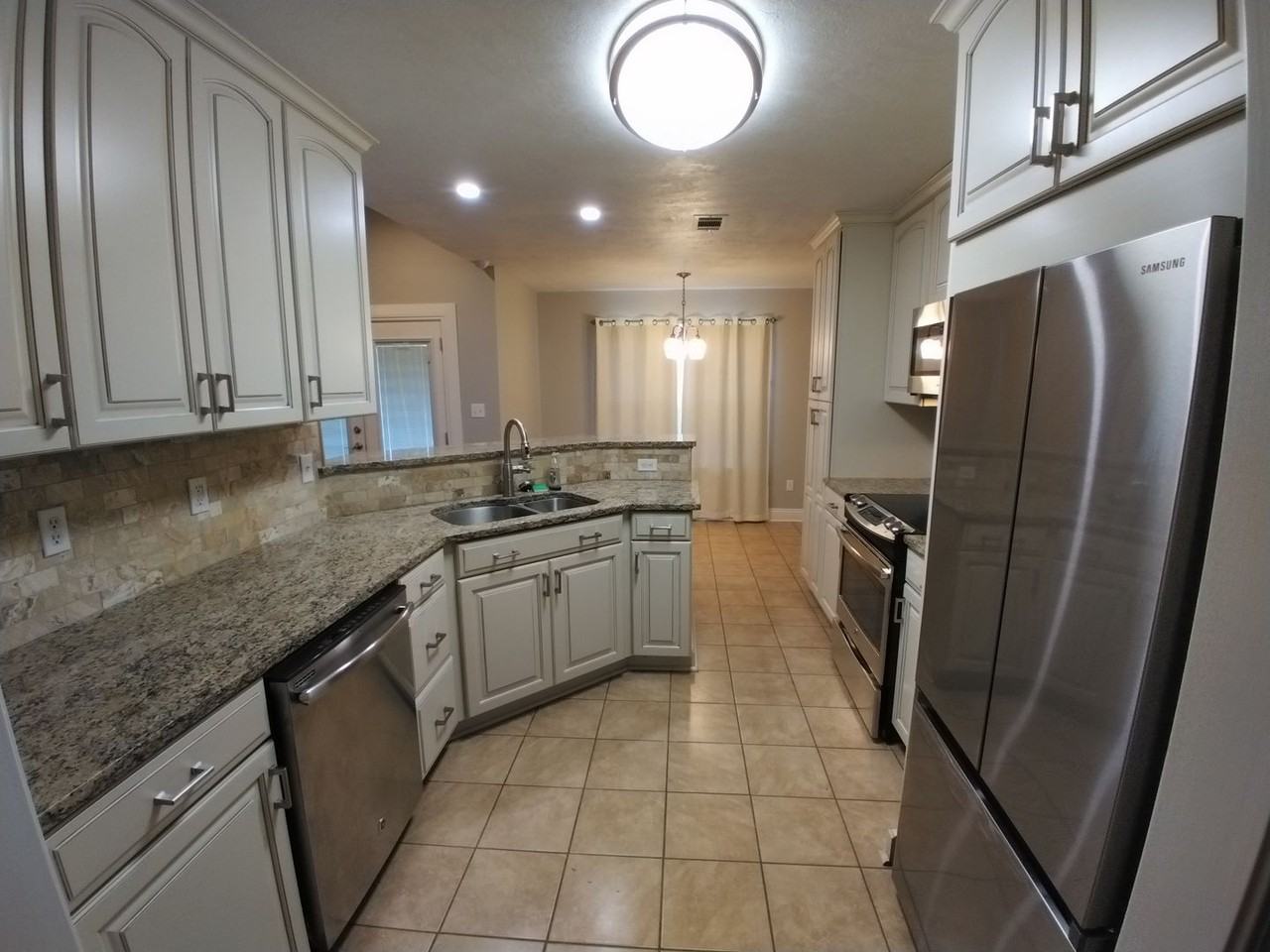 111 Antler Cir - Photo 2 of 14