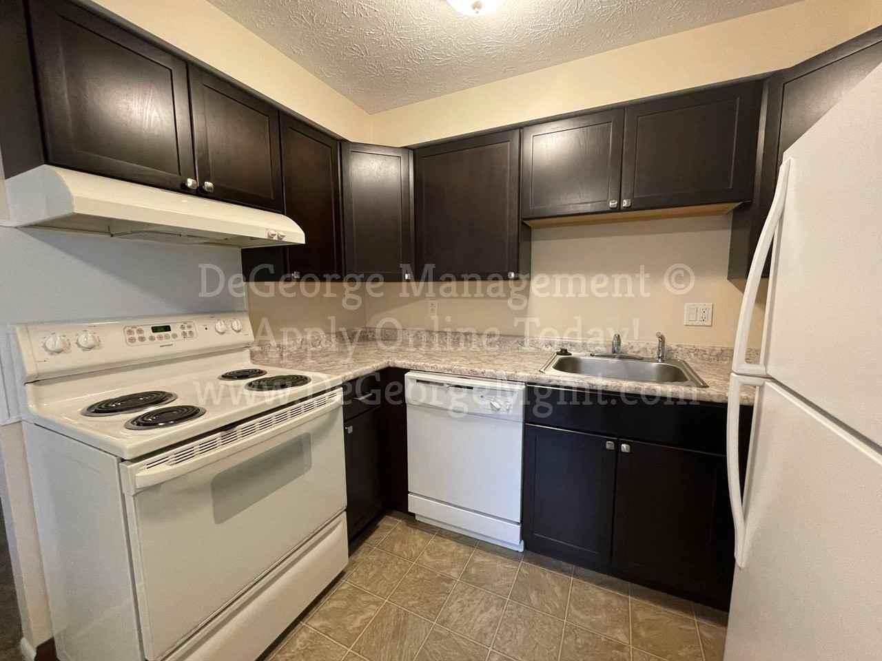 Georgetown Manor Apartments for Rent in West Irondequoit, NY - Photo 6 of 50