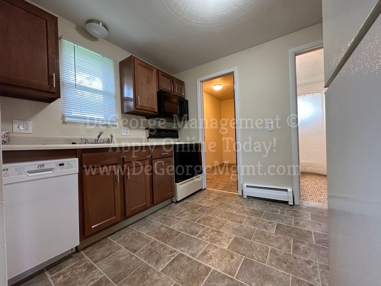 William's Tribute Apartments - Photo 6 of 50