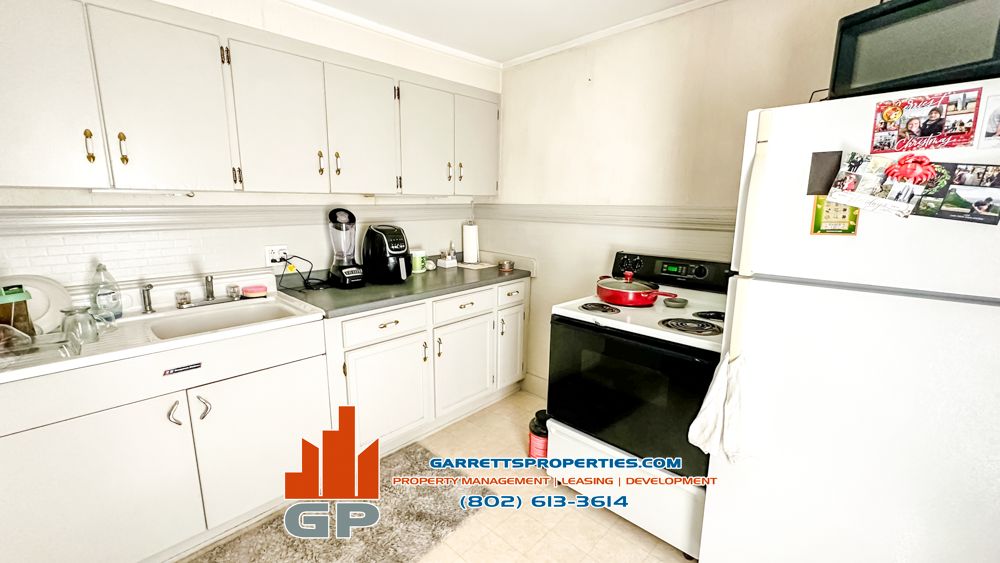 92 Maple Ave #2 - Photo 3 of 18
