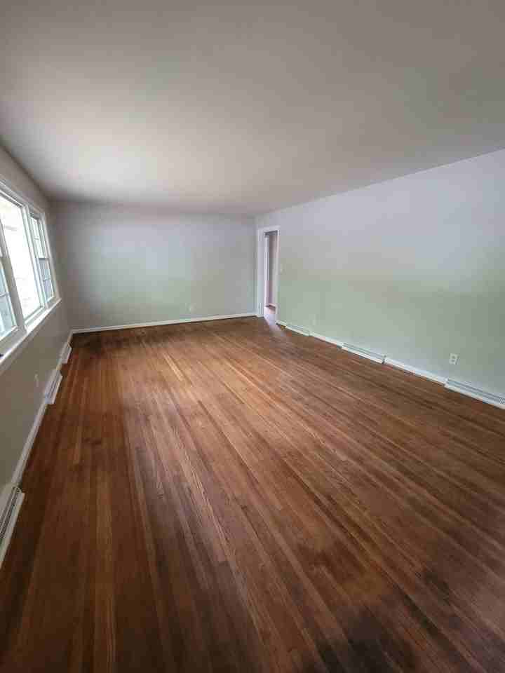 1505 Carolina St - Photo 2 of 12