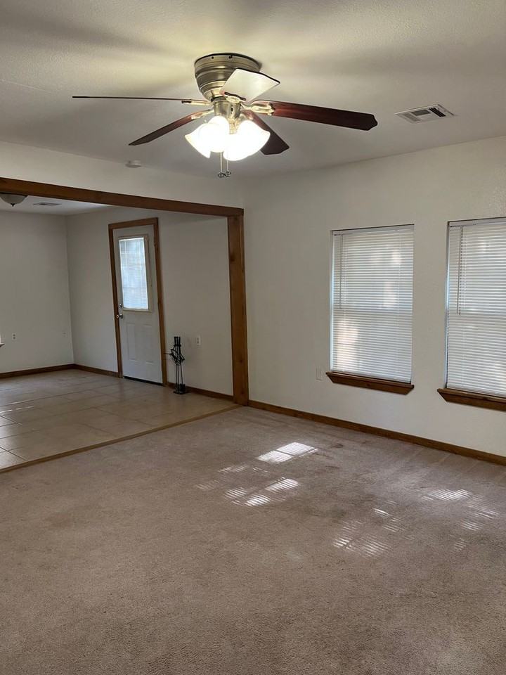 6018 County Road 1570 - Photo 3 of 15