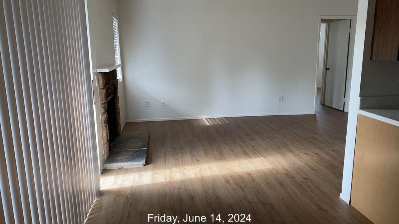 371 Enterprise Dr - Photo 3 of 27