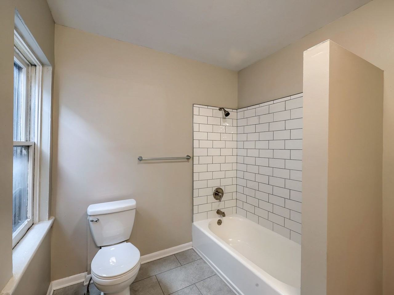 1424 N 4th St - Photo 5 of 16