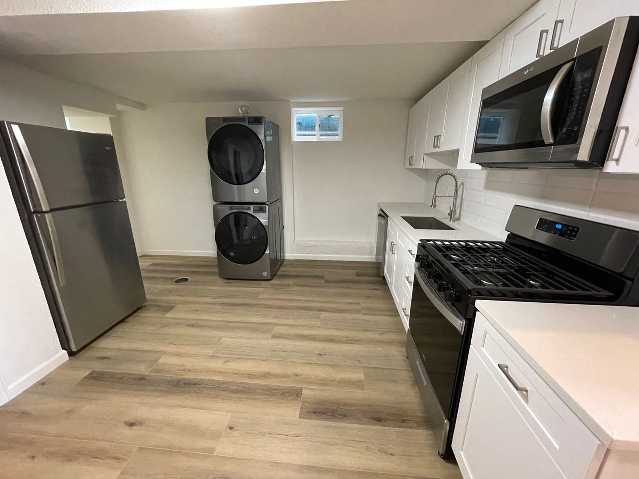 1609-1611 Hooker Street - Photo 5 of 32