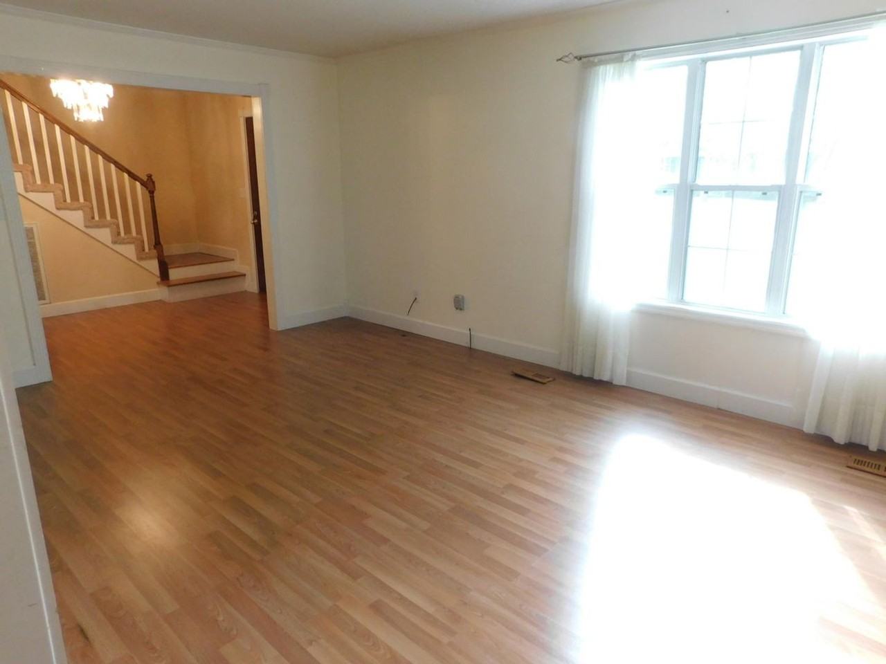 2209 Mourning Dove Ln - Photo 3 of 19