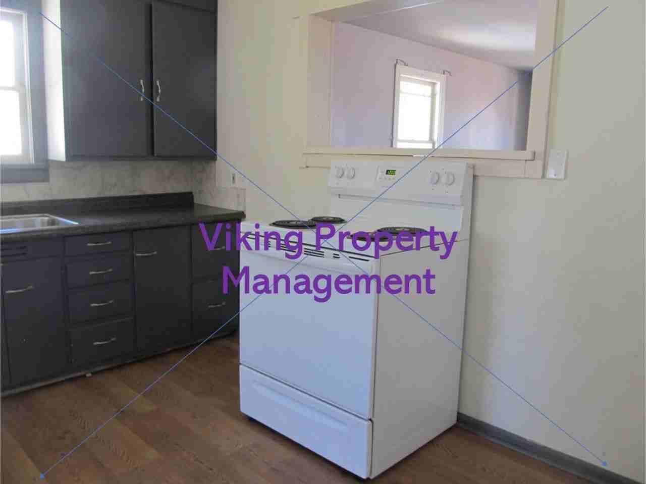 156 Sw 3rd St - Photo 3 of 12