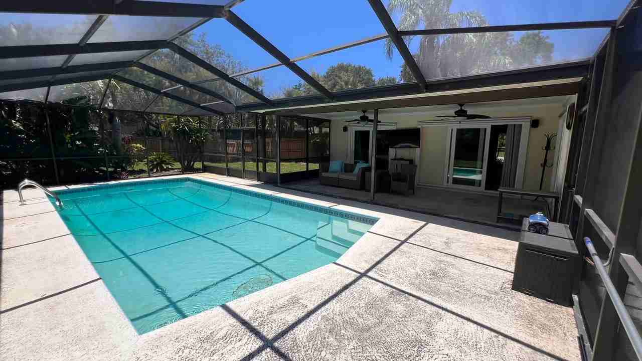 10007 Linden Place Dr - Photo 2 of 23