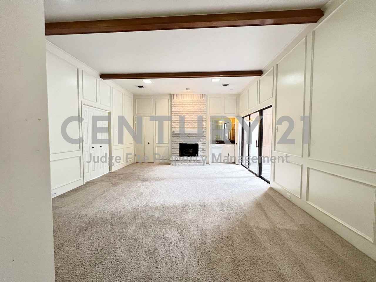 2306 Silver Holly Ln - Photo 3 of 11