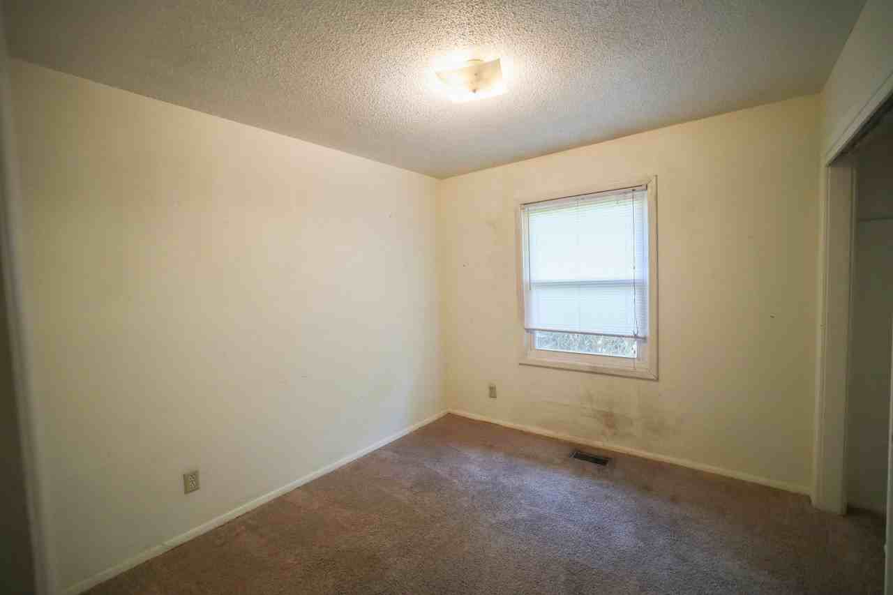 123 Pecan Street - Photo 2 of 13