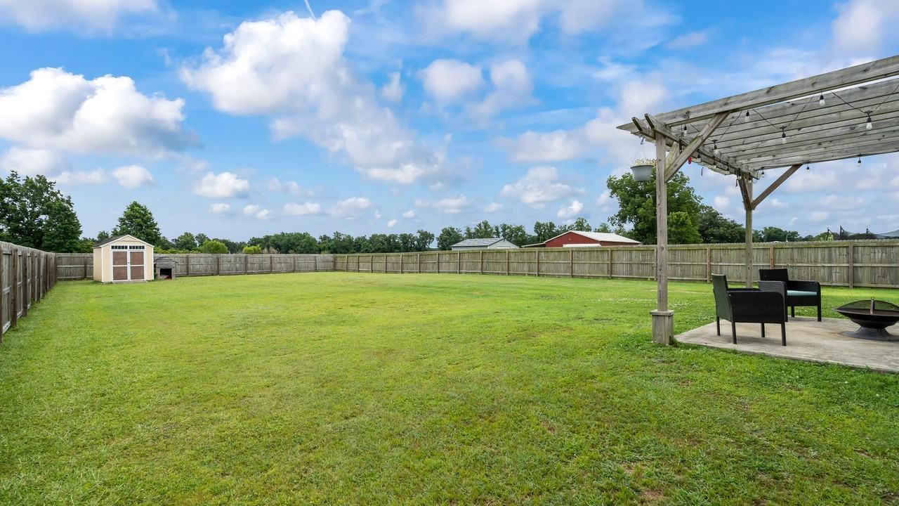 351 Ai Taylor Rd - Photo 3 of 22