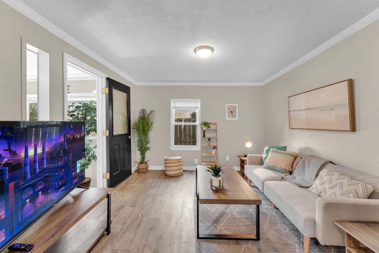 125 Murray St Se - Photo 2 of 24