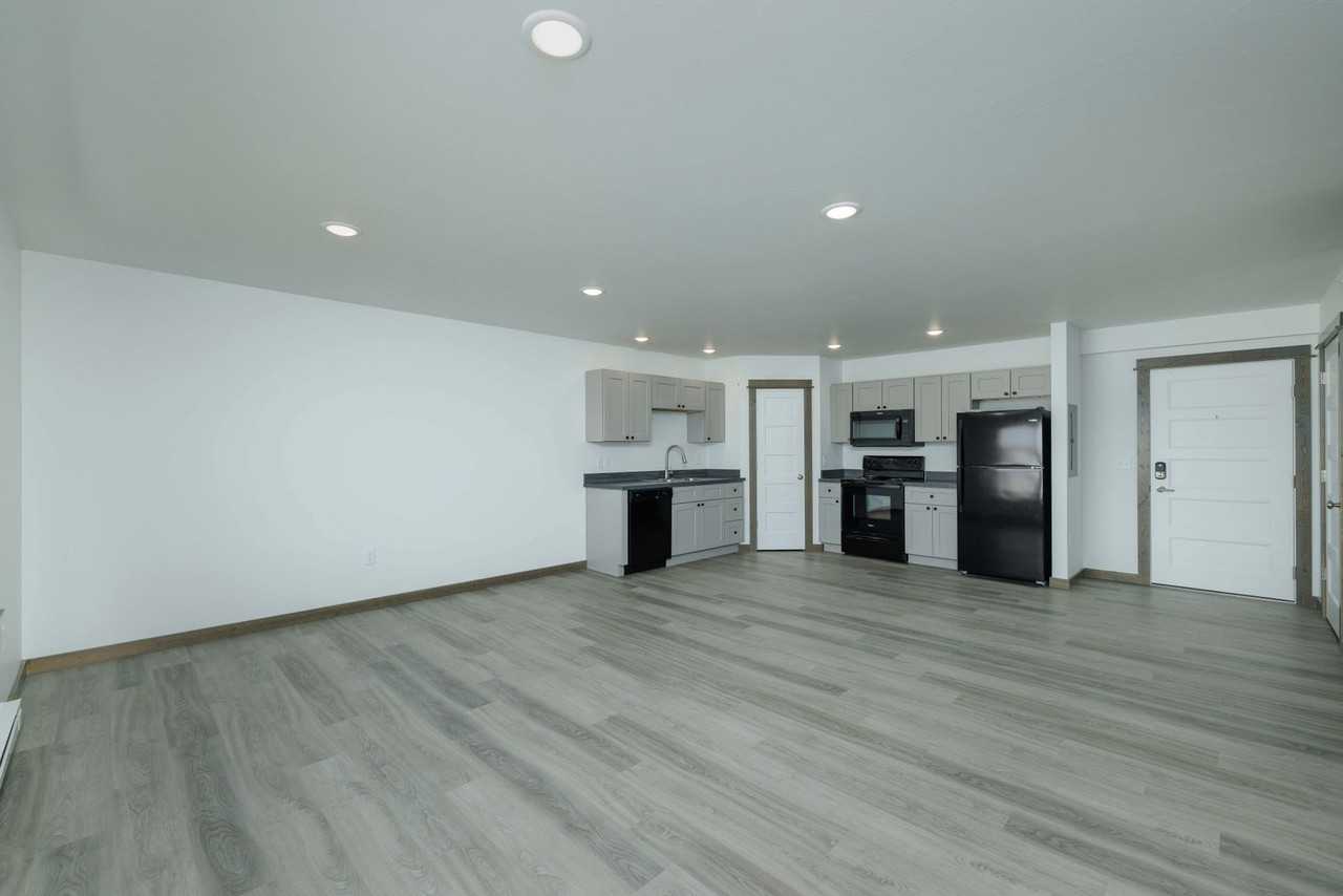 1906 Cruiser Lane - Photo 7 of 24