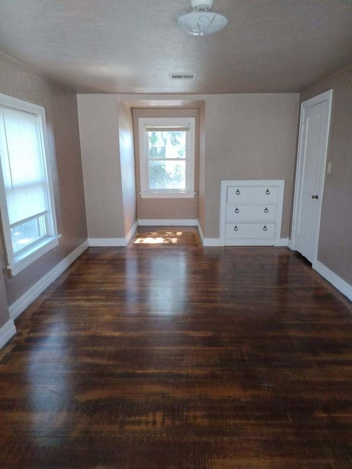 1202 Nw Fort Sill Blvd - Photo 3 of 20
