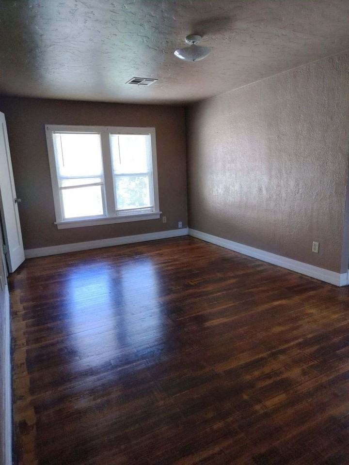 1202 Nw Fort Sill Blvd - Photo 5 of 20
