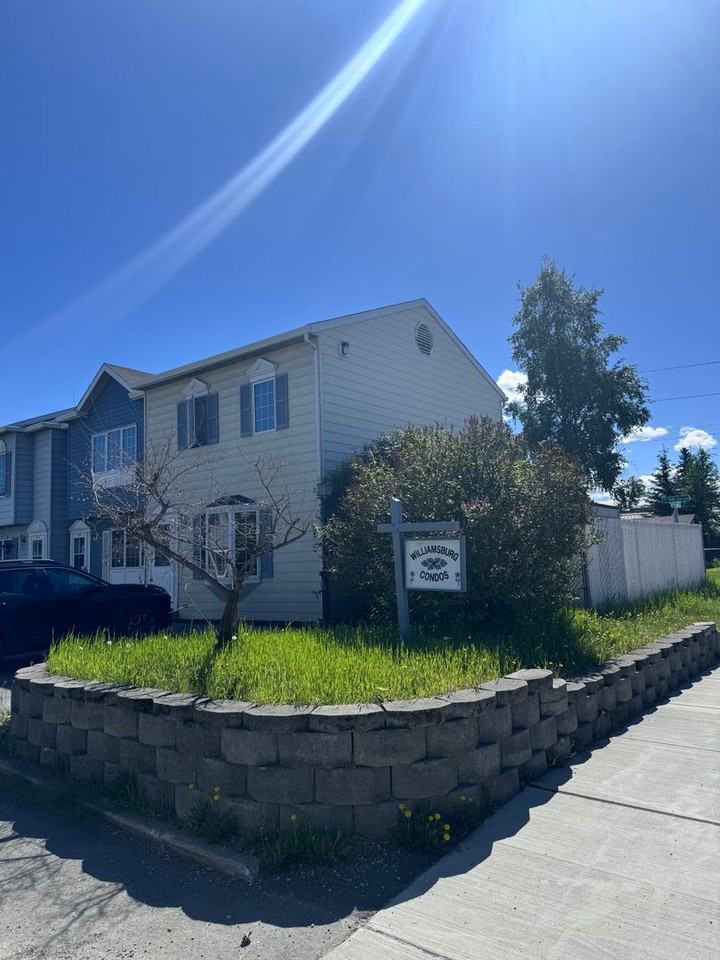 1599 Gillam Way - Photo 2 of 12