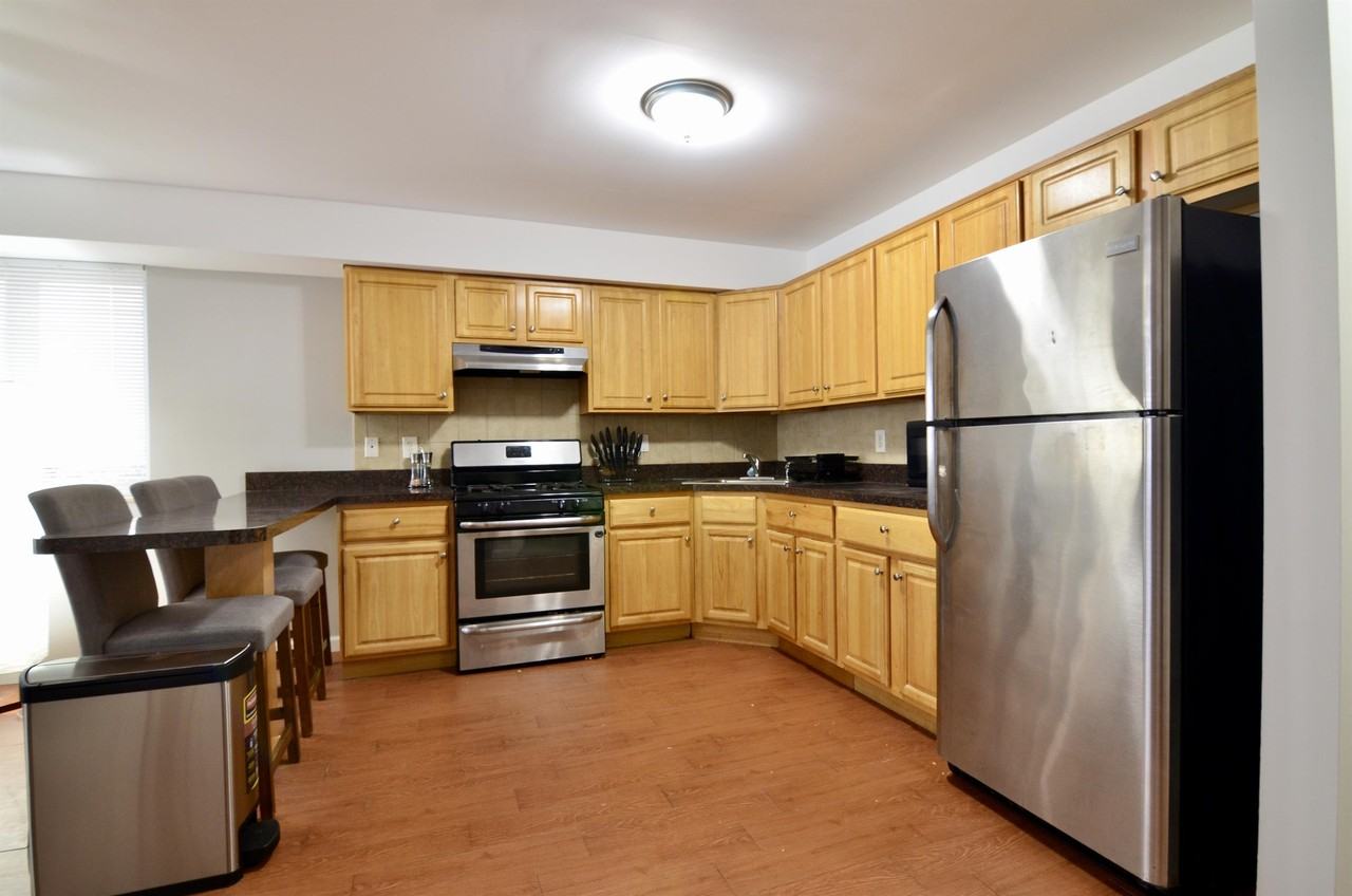 167 Beach 95th St #1 - Photo 3 of 10