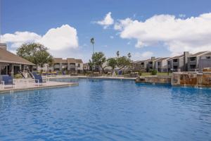 featured image of 3802 Caravelle Pkwy