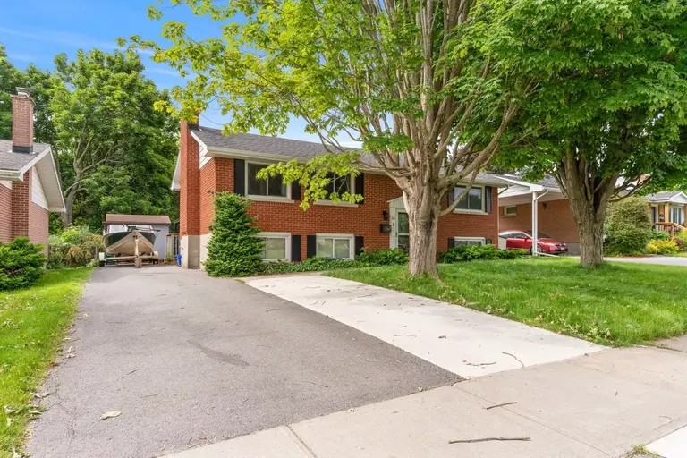 109 Braemar Rd #1 - Photo 2 of 19