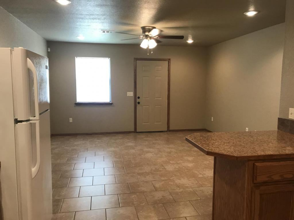 1524 N Kennedy Ln - Photo 5 of 15