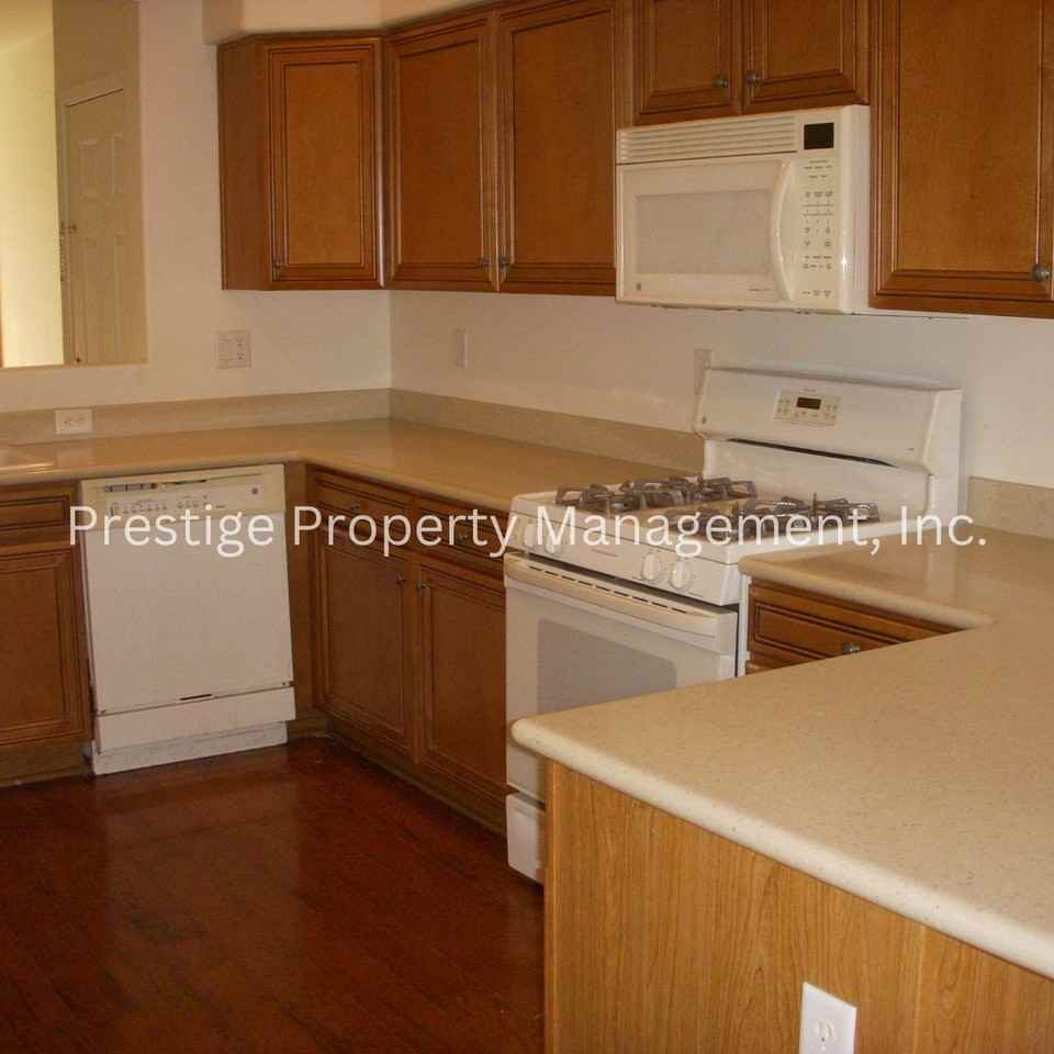 346 E Calle Puente Lindo - Photo 3 of 23