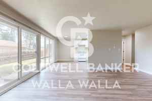 featured image of 212 N Roosevelt St