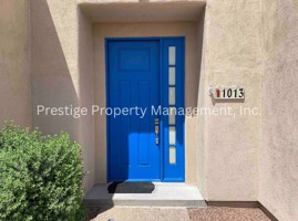 featured image of 1013 N Del Valle Pl