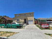 85(1631) - Photo 1 of 1