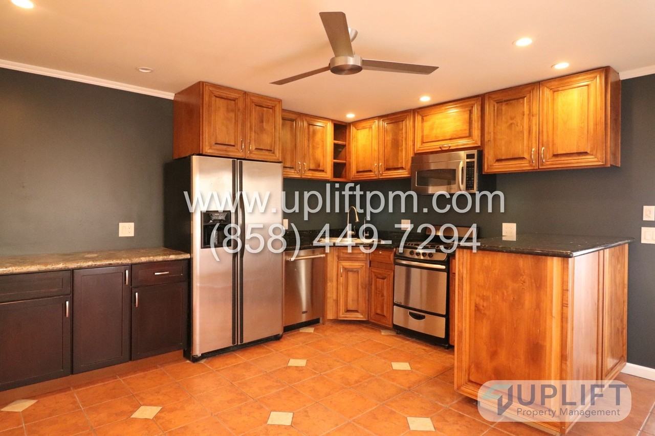 Edgewater (Niantic/Ocean Front/Strand) Apartments 3612 Ocean Front