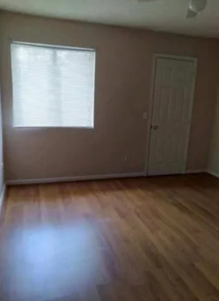 910 Brett Dr #32 - Photo 2 of 7